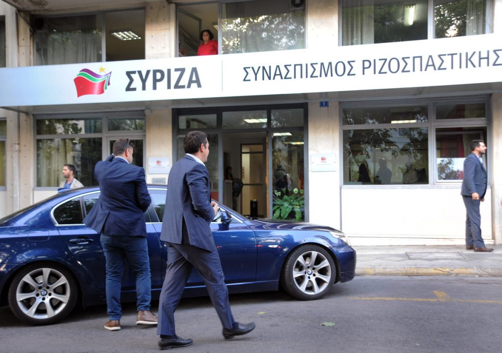 Επιμένει ο ΣΥΡΙΖΑ να ζητά απαντήσεις από τη Ν.Δ για το κύκλωμα εκβιαστών