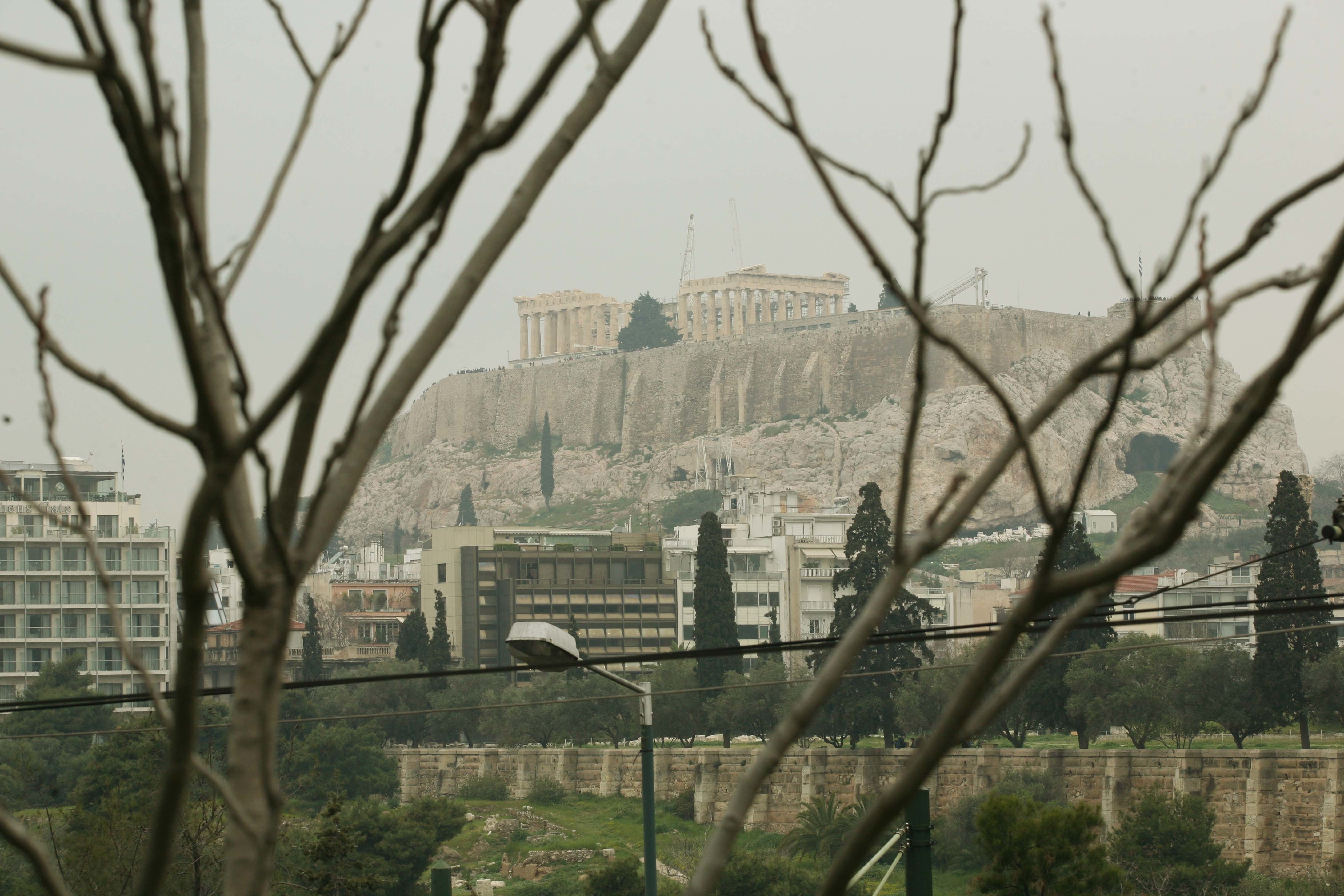 Τοξικές ουσίες φέρνει μαζί της η σκόνη από την Αφρική