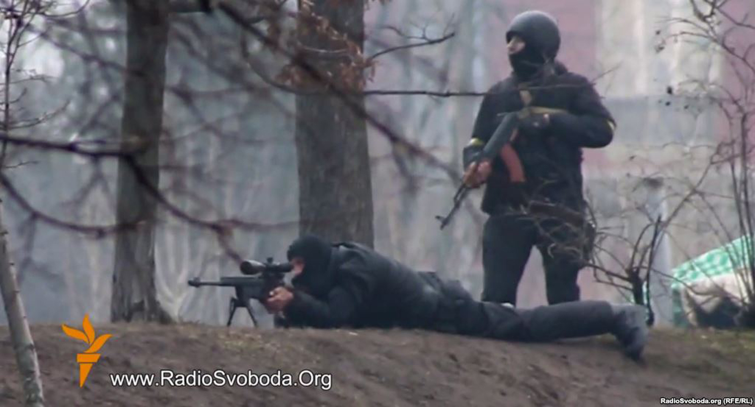 Αποκαλύψεις για τους δολοφόνους των Ουκρανών διαδηλωτών από μια υποκλοπή! – Βίντεο από το λιντσάρισμα του απεσταλμένου του ΟΗΕ στην Κριμαία