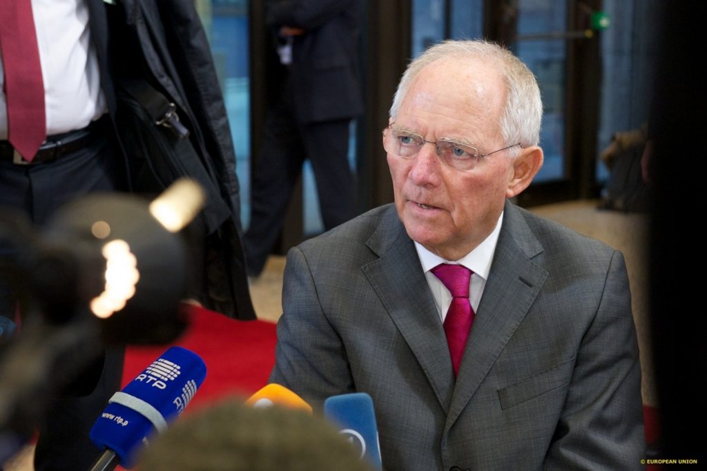 Νέο θρίλερ πριν το Eurogroup – Welt: Ο Σόιμπλε θα επιχειρήσει να μπλοκάρει την εκταμίευση της δόσης!