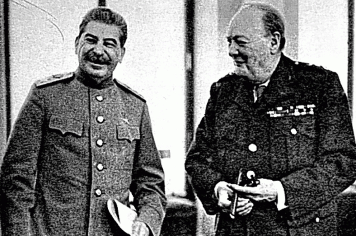 Στάλιν – Τσόρτσιλ: Πολύ κρασί κι ένα γουρουνάκι τους έφερε κοντά!