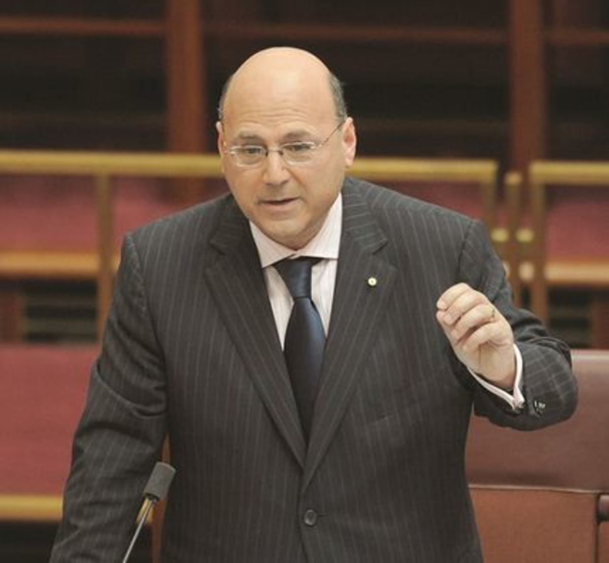 Αθανάσιος Συνοδινός: Γιατί δεν έγινε ο νέος υπουργός Οικονομικών της Αυστραλίας