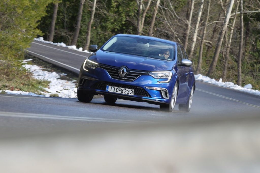 Δοκιμάζουμε το ολοκαίνουργιο Renault Mégane με τον 1.500άρη ντίζελ με τα 110 άλογα [pics]