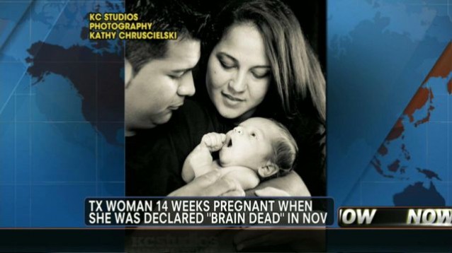 Αποσύνδεσαν εγκεφαλικά νεκρή έγκυο με δικαστική εντολή