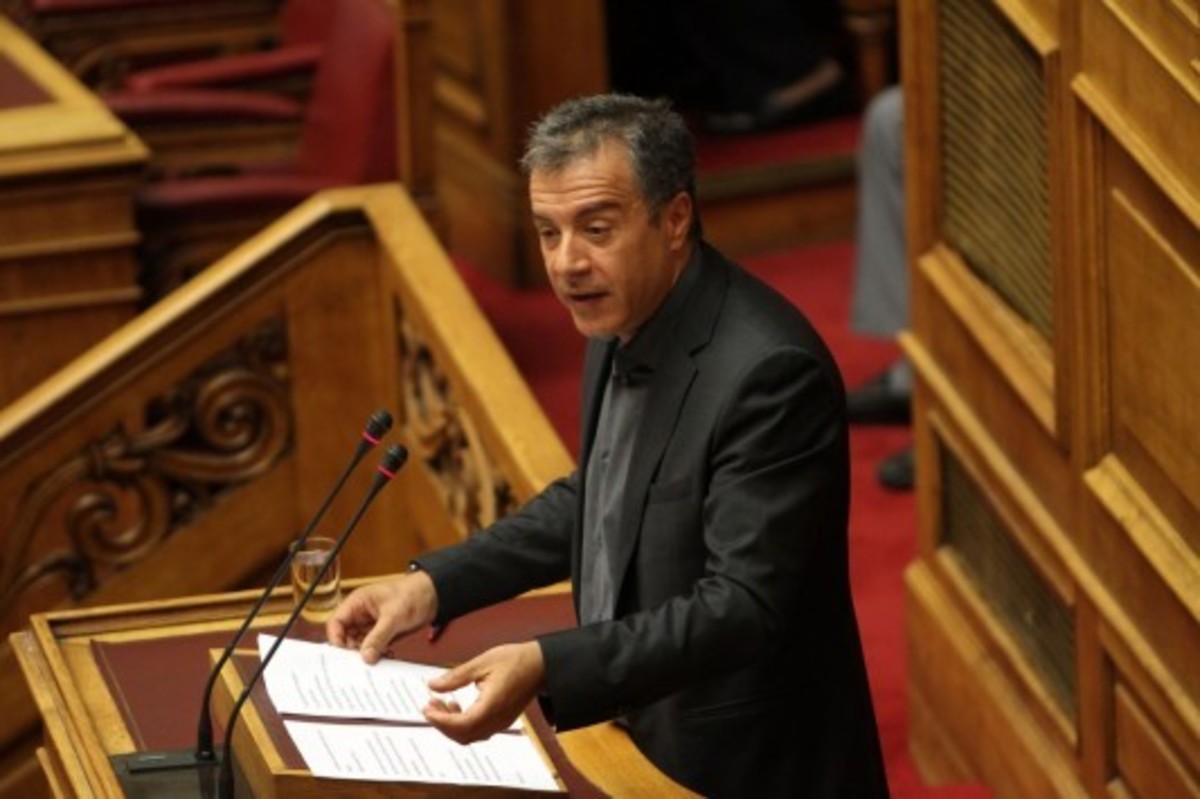 Θεοδωράκης: Υπεύθυνος ο Τσίπρας για την κατεδάφιση της χώρας