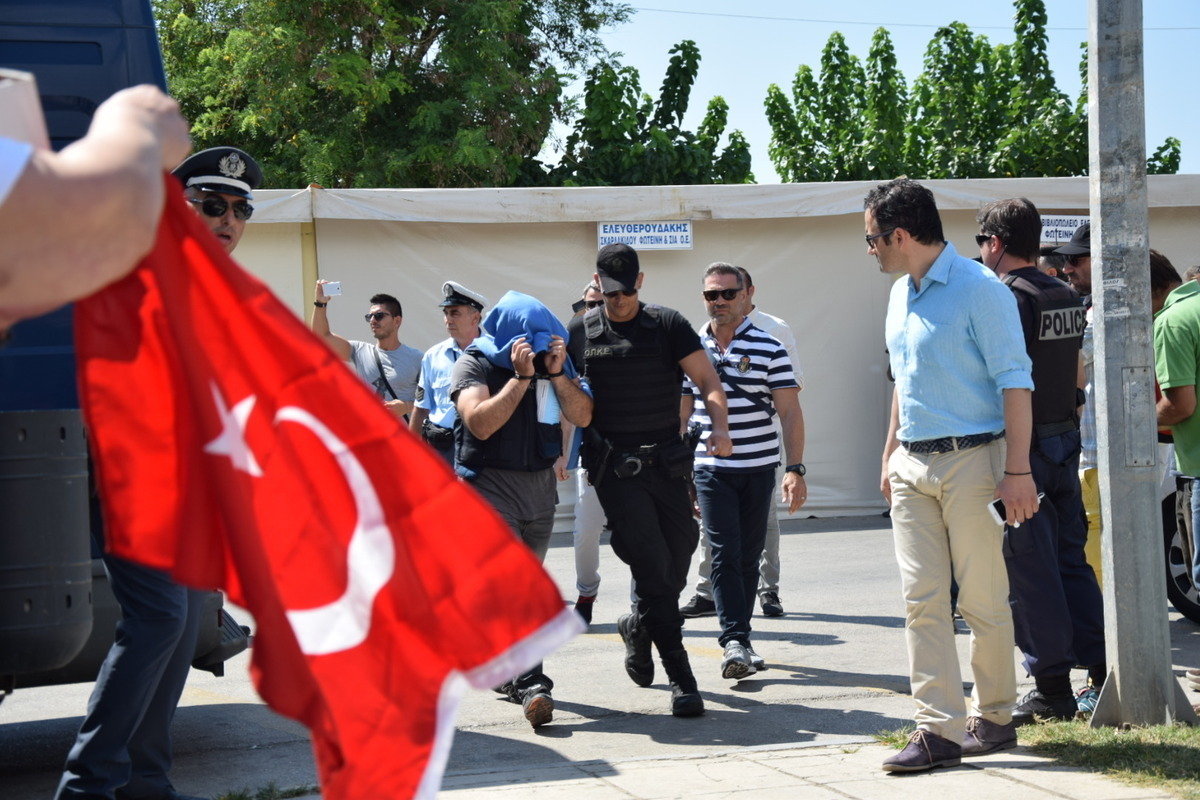 Τουρκία: “Έφτασε” το αίτημα για την έκδοση των “8”
