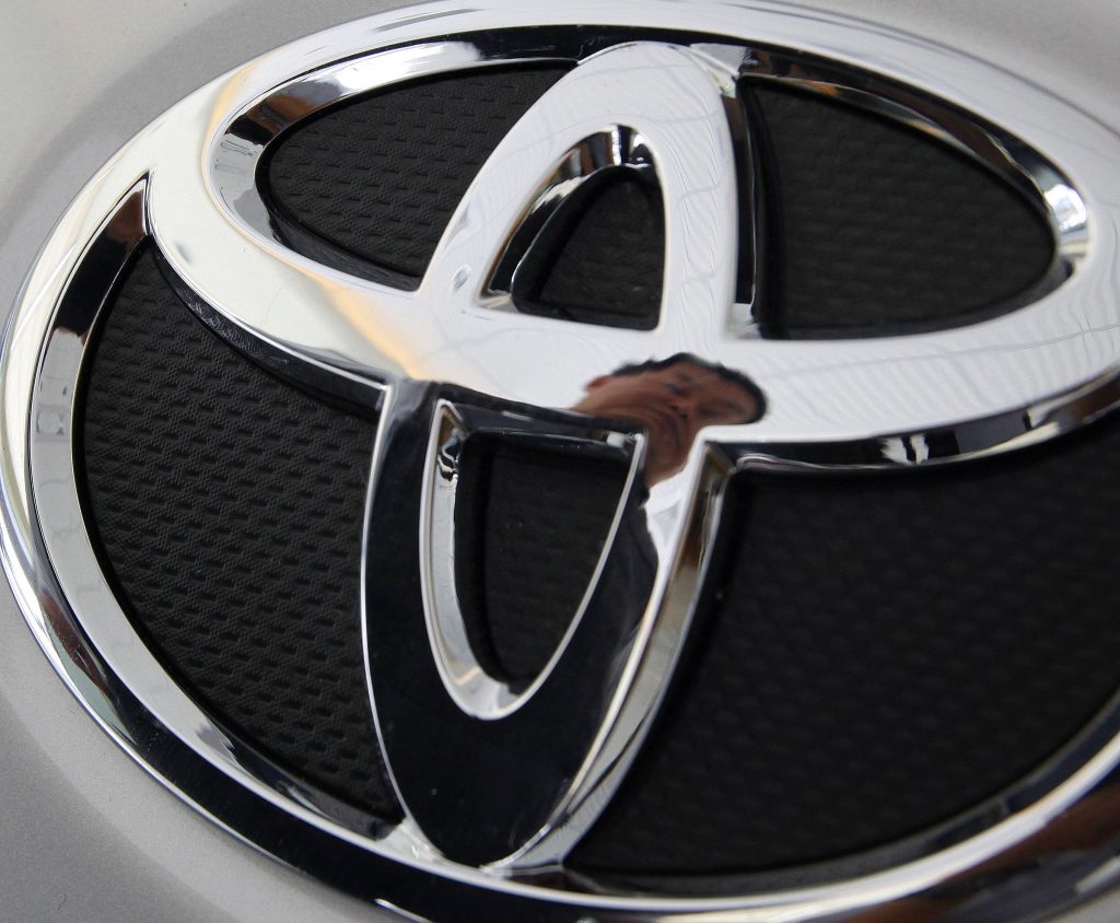 Ανακαλούνται 242.000 Toyota παγκοσμίως