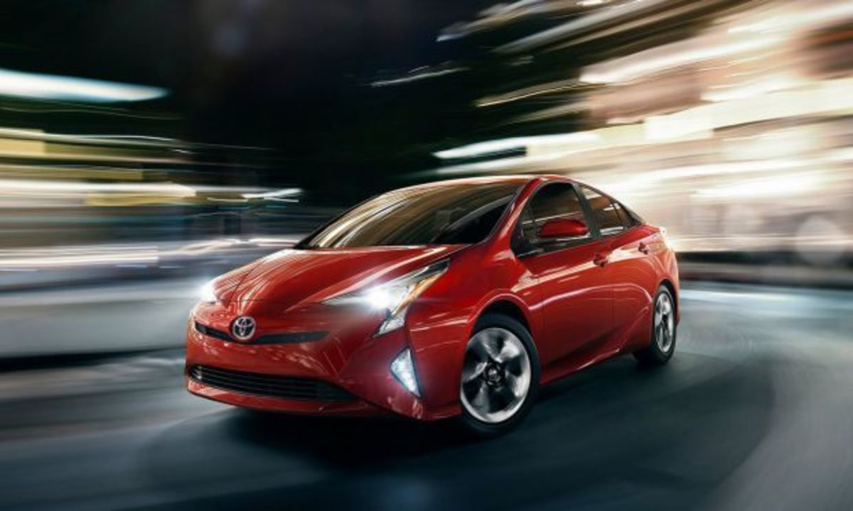 Το νέο Toyota Prius θα προσφέρεται με δύο τύπους μπαταριών