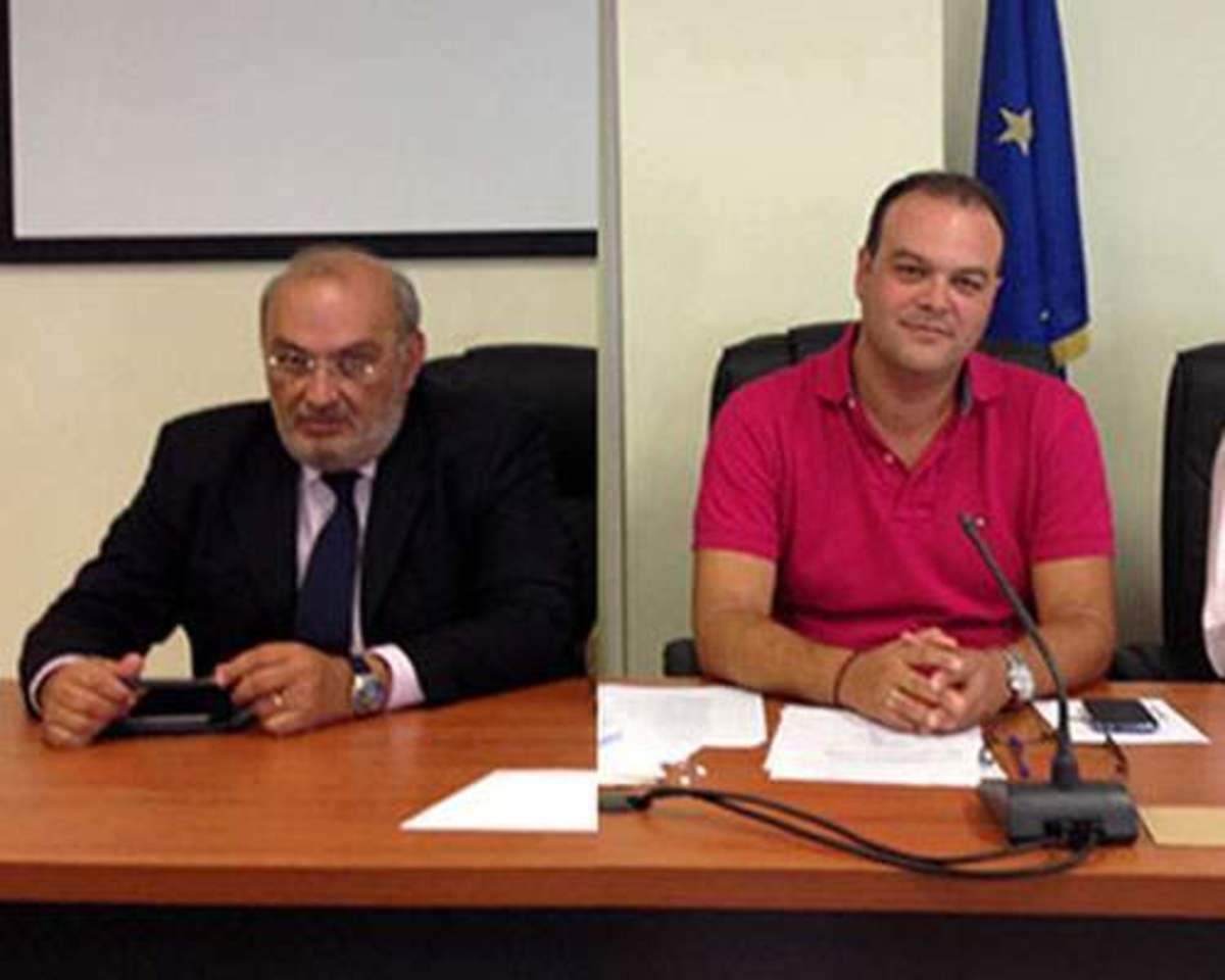 Μεσσηνία: Θα πληρώσει στον Δήμαρχο 10.000 ευρώ για μια ανάρτηση στο Facebook!