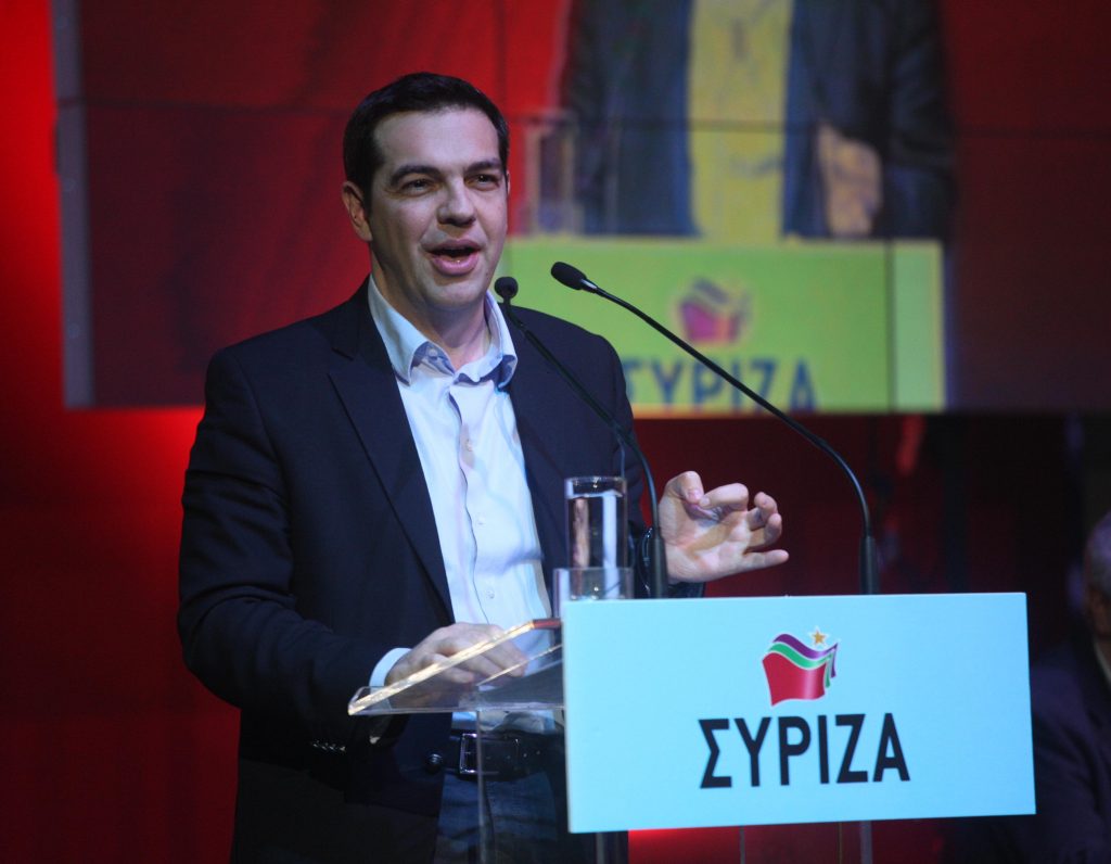 Πάμε Λουκέτο Live: Ο Τσίπρας είπε το “Δεν πιστεύω” σε ελληνικά και αγγλικά!