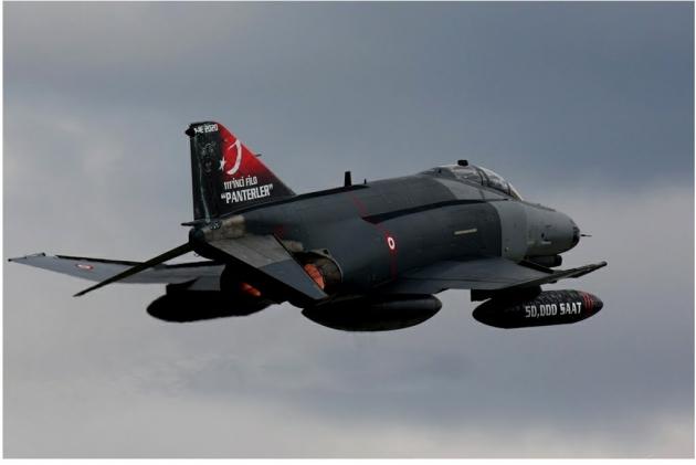 Τουρκικά σενάρια πολέμου στο Αιγαίο με 94 πολεμικά πλοία 23 ελικόπτερα και μαχητικά
