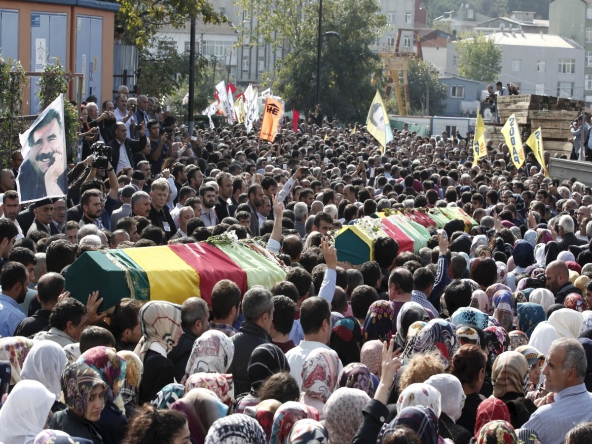 Οι κηδείες των θυμάτων της διπλής έκρηξης  ΦΩΤΟ: REUTERS