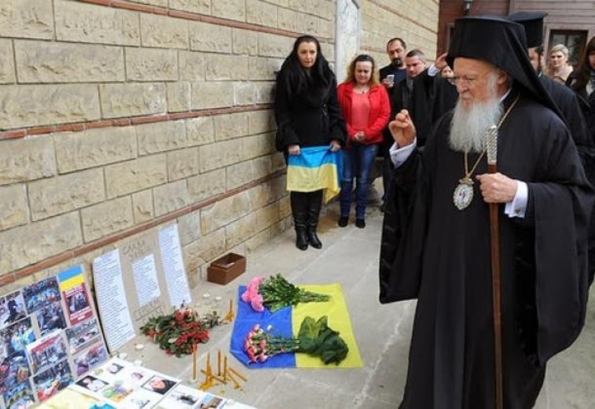 Ο Οικουμενικός Πατριάρχης τέλεσε τρισάγιο για τα θύματα στην Ουκρανία