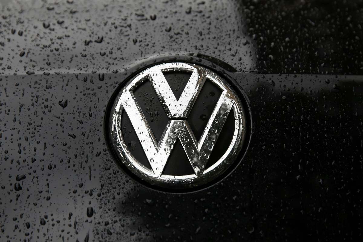 Volkswagen: Οι διευθυντές βγάζουν… την ουρά τους απ’ έξω για το diesel-gate