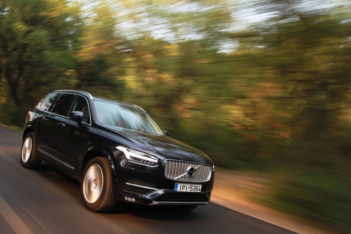 Νέο Volvo XC90 D5: Δοκιμάζουμε το πολυτελές σουηδικό SUV