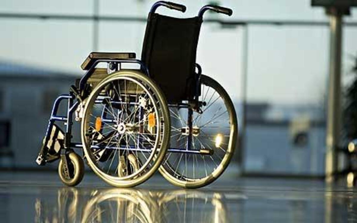Οδηγία στα κράτη μέλη της ΕΕ να επιβάλουν στους εργοδότες μέτρα υπέρ των ανθρώπων με αναπηρία