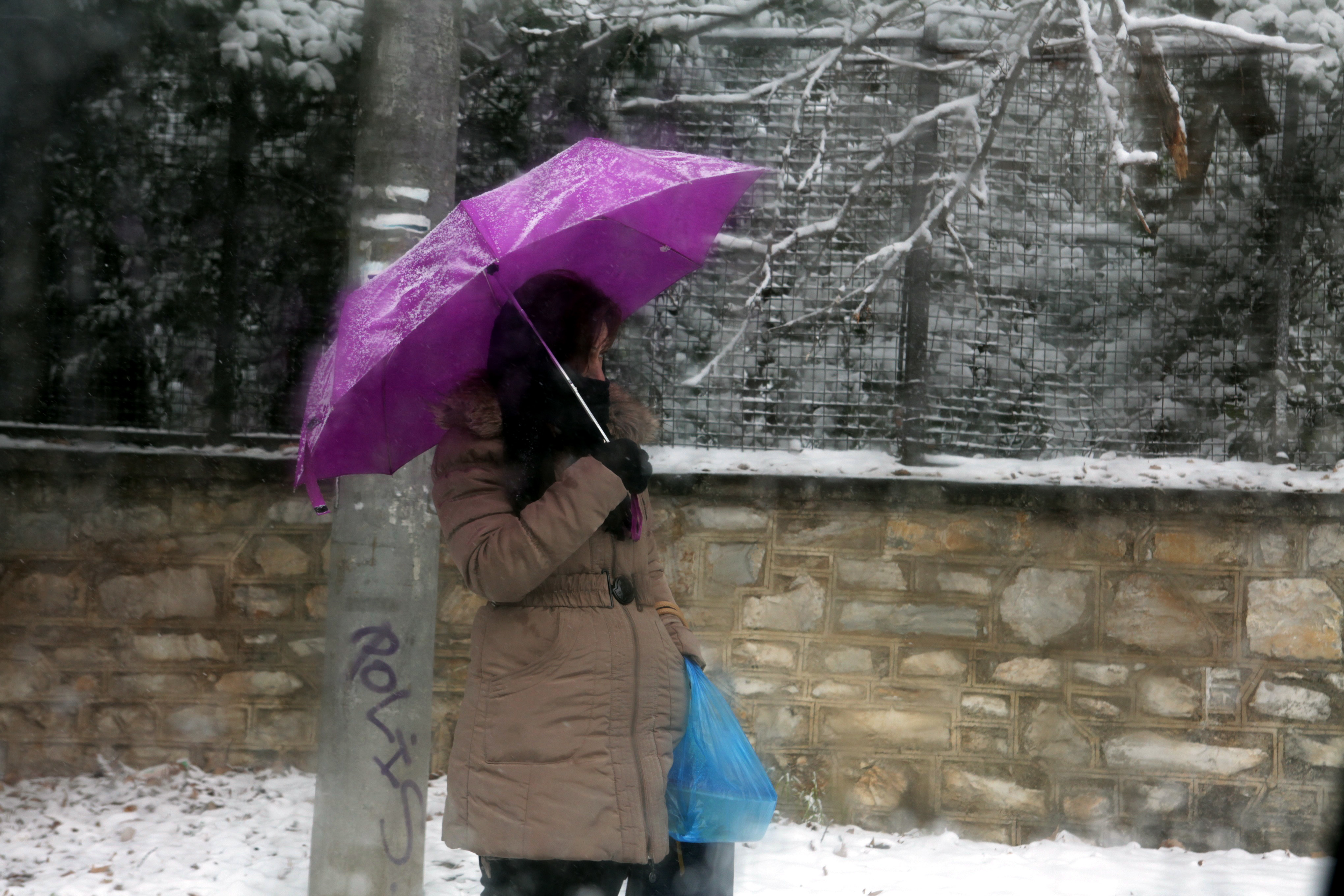 Πέφτει κι άλλο η θερμοκρασία τη Δευτέρα