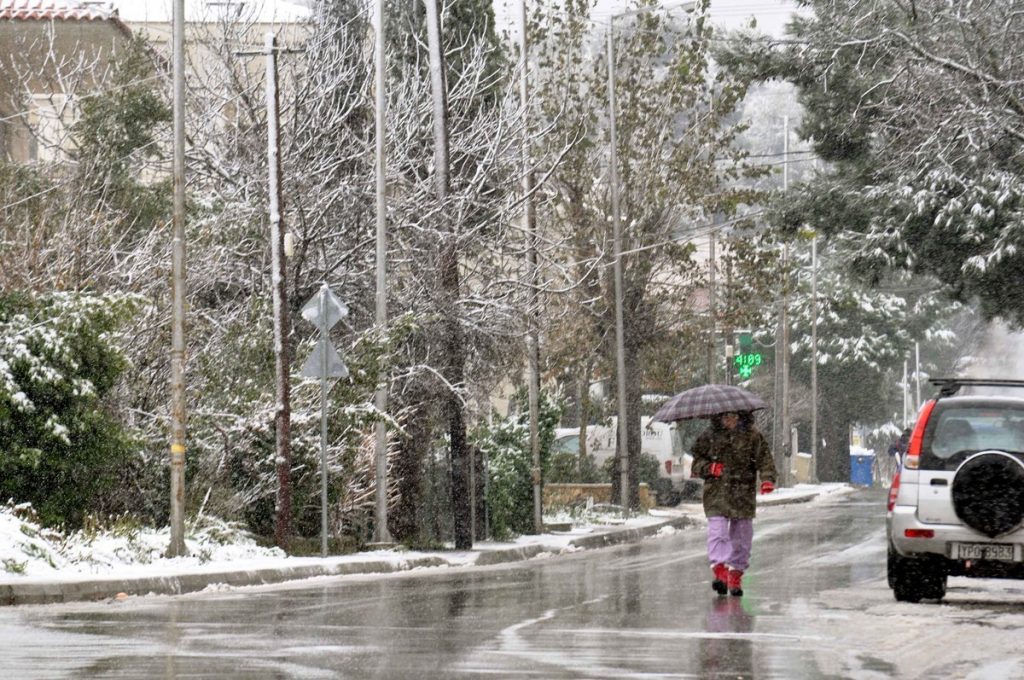 Καιρός: Στο… ψυγείο και σήμερα! Με το ζόρι πάνω από τους 10 βαθμούς η θερμοκρασία