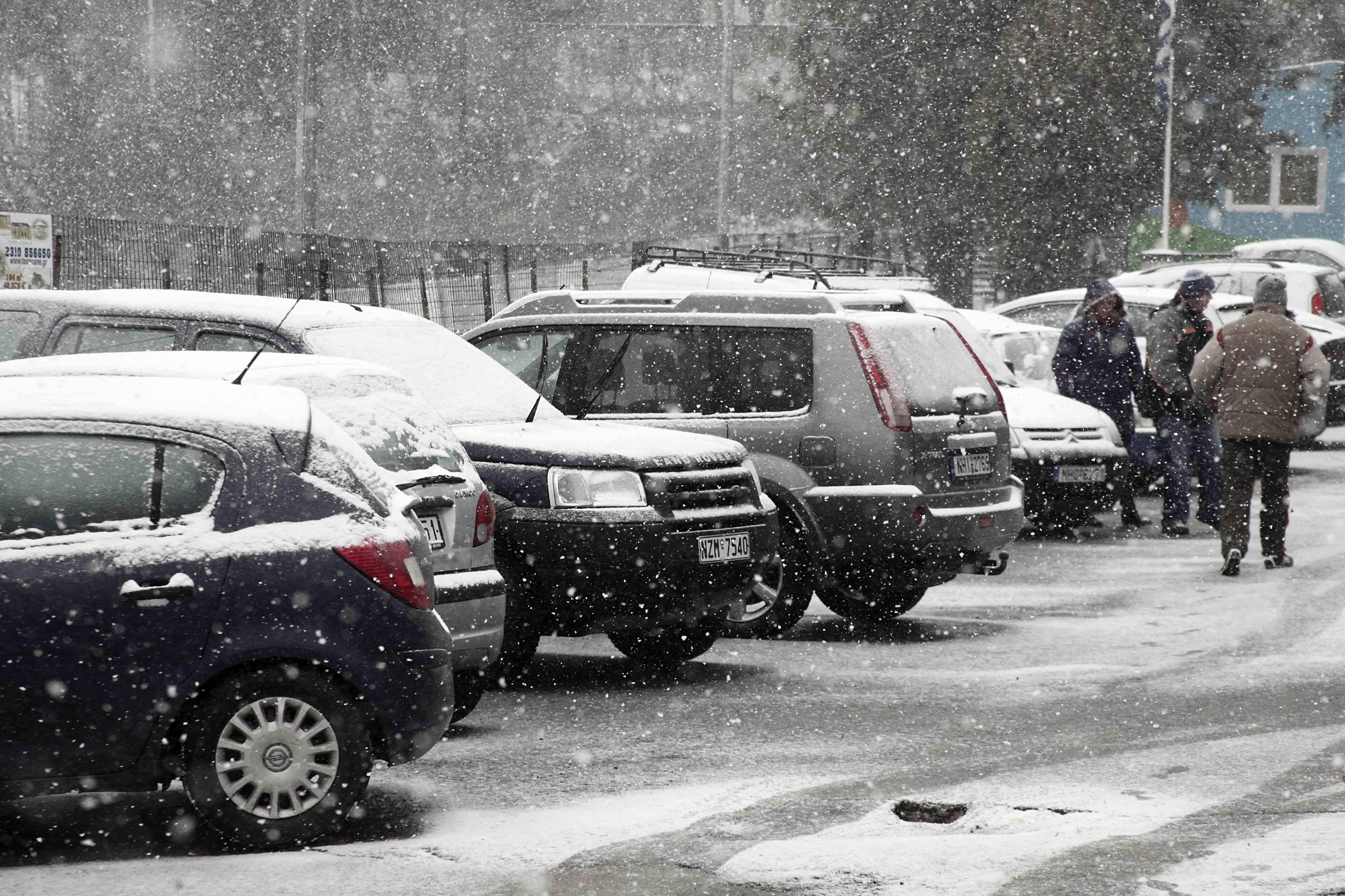 Παγετός, καταιγίδες και χιόνια τη Δευτέρα