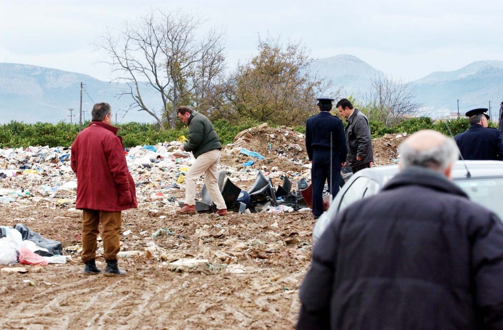 Θρίλερ στη χωματερή στη Φυλή από έρευνες για αγνοούμενο αλλοδαπό