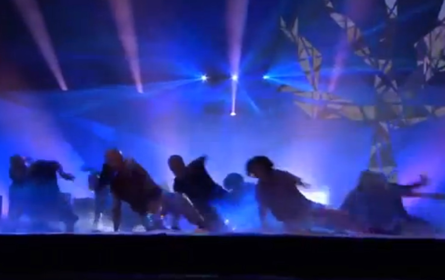 Δείτε το εντυπωσιακό θέαμα της φετινής Eurovision που μας στέρησε η ΕΡΤ!