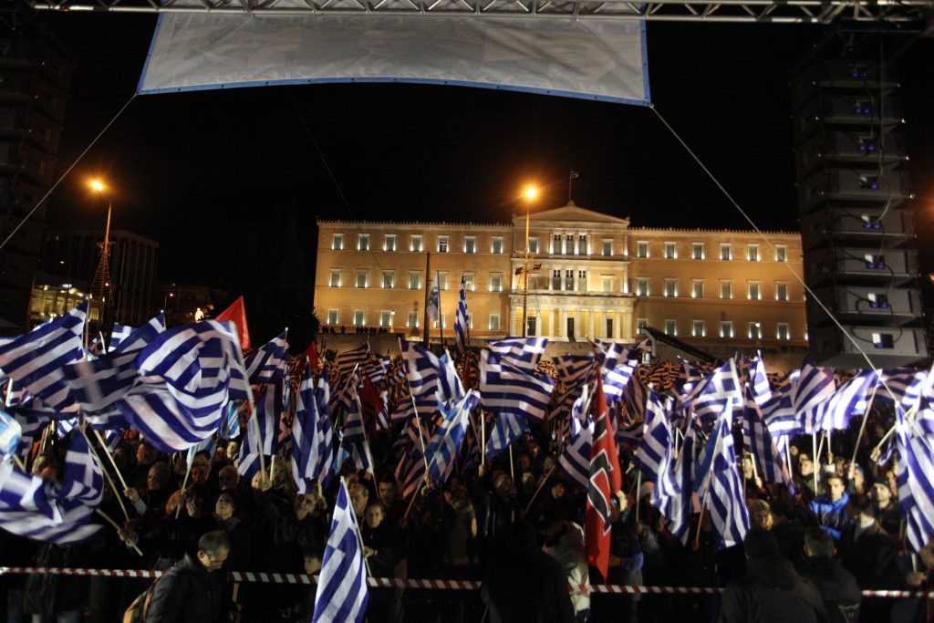 Οι “Χρυσές” ψήφοι! – Στο κατόπι των “παραπλανημένων” ψηφοφόρων ΣΥΡΙΖΑ και ΠΑΣΟΚ