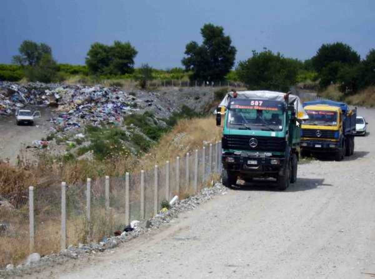 Πρόσληψη 22 ατόμων στο Δήμο Γλυφάδας