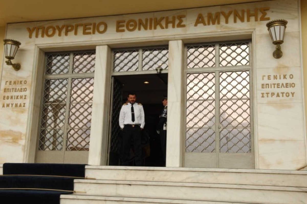 ΥΠΕΘΑ: Αναμένοντας την Αριστερά, αναζητώντας την απλή λογική