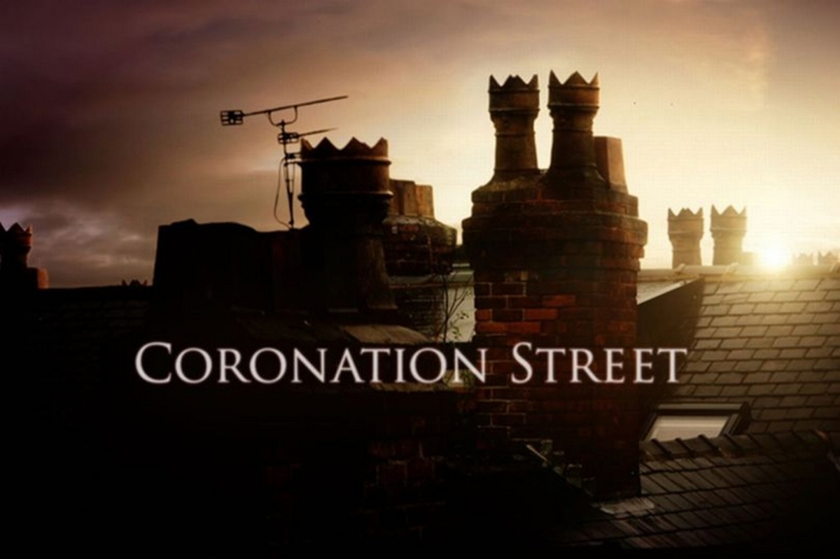 Απαγορευμένη ζώνη το Coronation Street! Εκκενώθηκε το σετ γυρισμάτων!