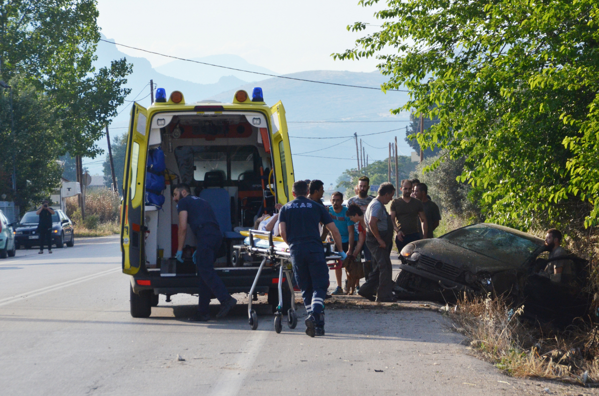 Τραγωδία! Νεκρός και τραυματίες σε τροχαίο στη Λιβαδειά