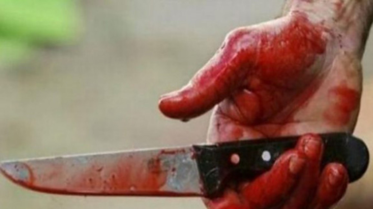«Μπουλούκι» 5 τραμπούκων άρχισε να μαχαιρώνει εν ψυχρώ τους δύο νεαρούς