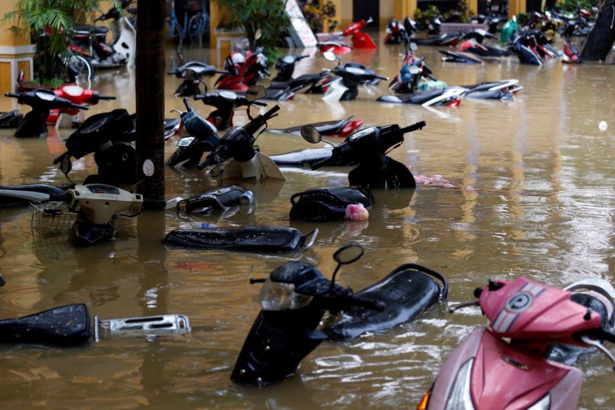 Βιετνάμ τυφώνας Ντάμφρεϊ
