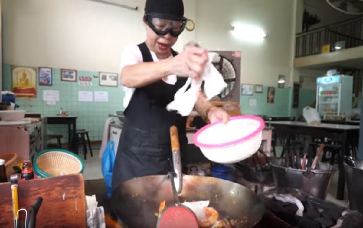 Το street food της Ταϊλάνδης που κέρδισε αστέρι Michelin