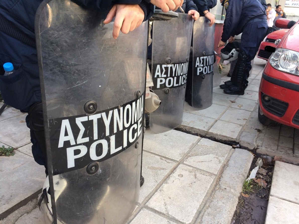 Θεσσαλονίκη: Ισχυρά μέτρα ασφαλείας για τον Αλέξη Τσίπρα – Οι εικόνες λίγο πριν την άφιξη του πρωθυπουργού [pics]