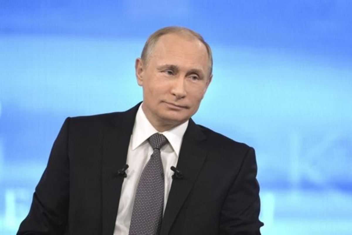 Ο Πούτιν ευχήθηκε σε Ρώσους και Αμερικανούς μέσω… του “Black Mirror”