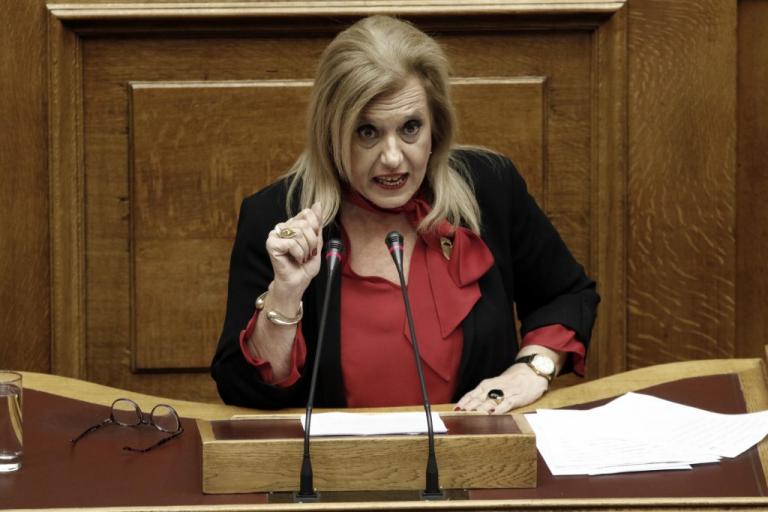 Στον ΣΥΡΙΖΑ η Μεγαλοοικονόμου μετά από το «ναι» στο πολυνομοσχέδιο | Newsit.gr