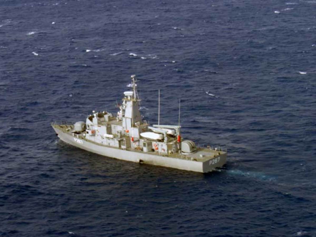 Η κανονιοφόρος “Νικηφόρος” ακούμπησε με τουρκικό σκάφος κοντά στα Ίμια