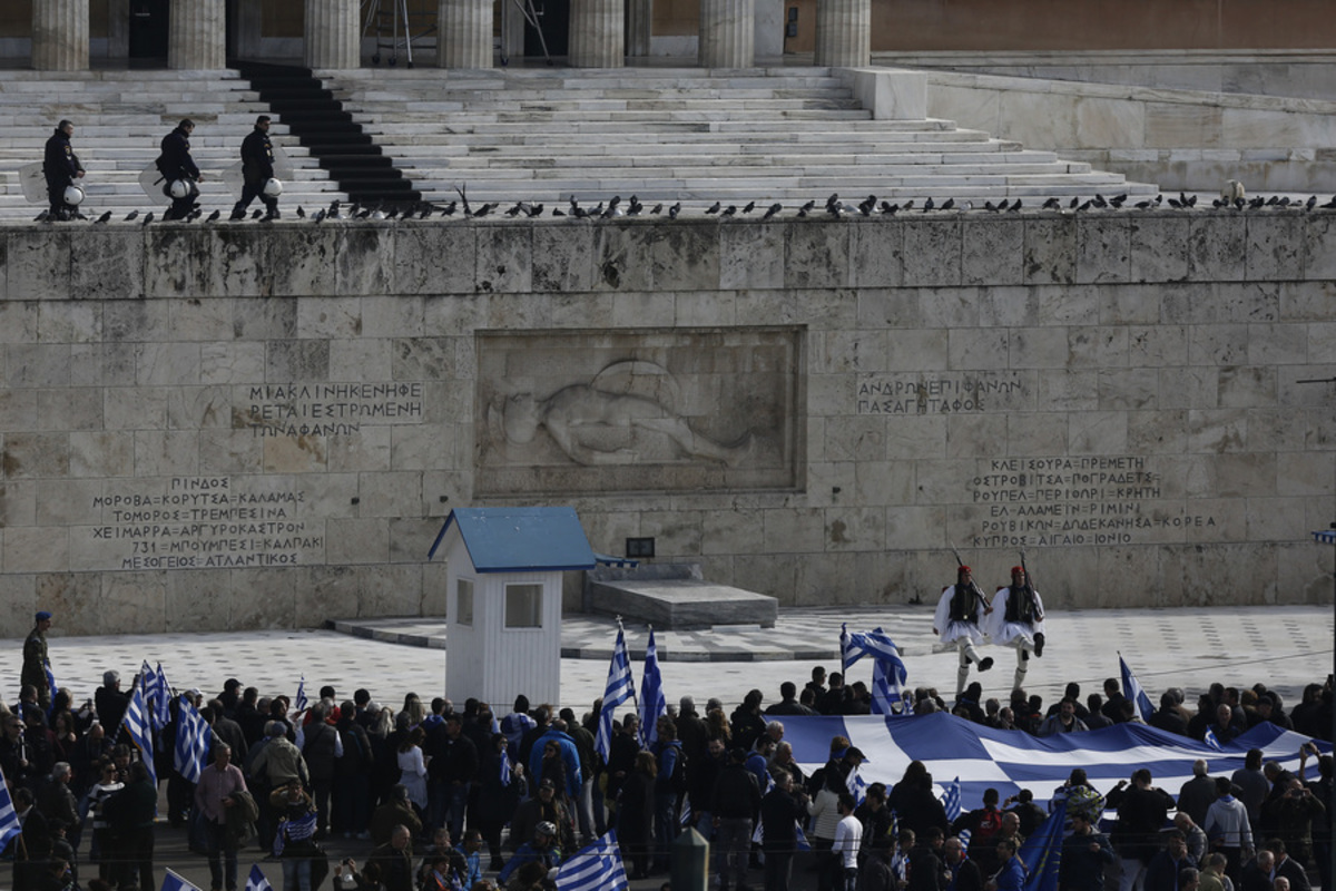 Οι εύζωνες που συγκλόνισαν