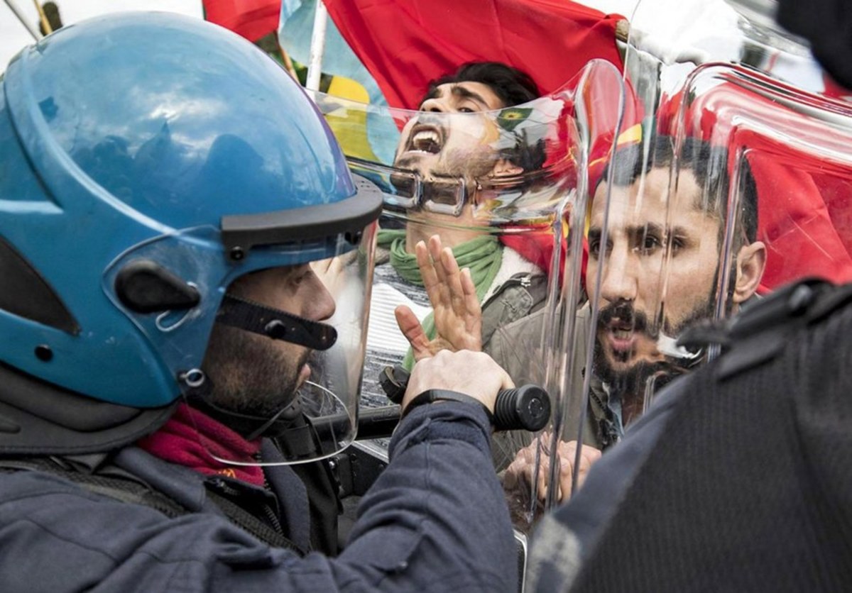 Διαδηλώσεις για την επίσκεψη Ερντογάν στην Ρώμη: Ένας τραυματίας