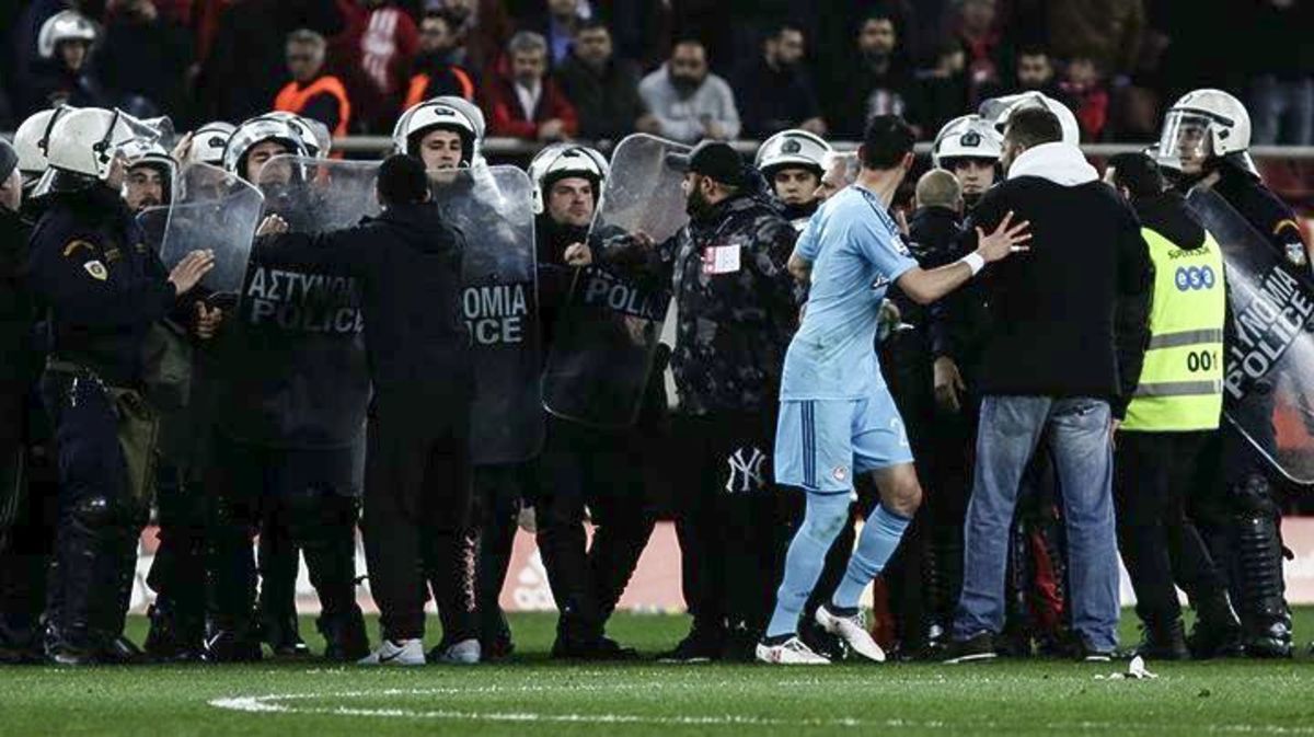 Ολυμπιακός: Στο… σκαμνί την Πέμπτη!