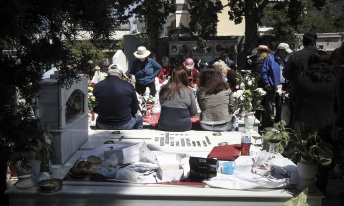 Κυριακή του Θωμά: Το γλέντι των Ποντίων με τους νεκρούς