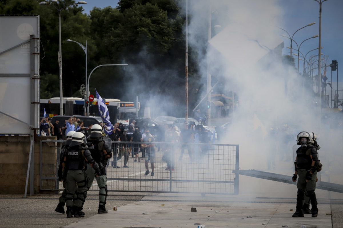 Θεσσαλονίκη: Σε “γνωστούς φασίστες της πόλης” απέδωσε τα επεισόδια ο βουλευτής του ΣΥΡΙΖΑ Τ. Μηταφίδης