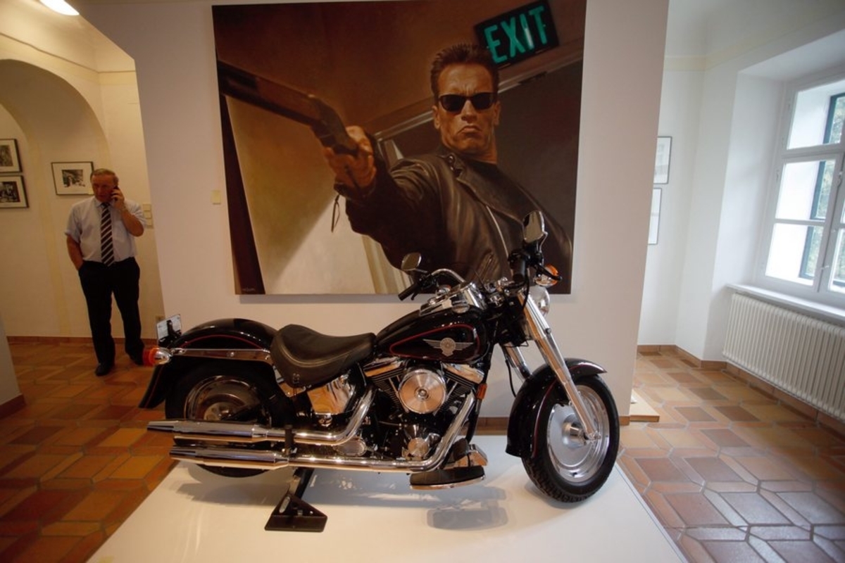 Στο σφυρί η θρυλική Harley Davidson του Terminator
