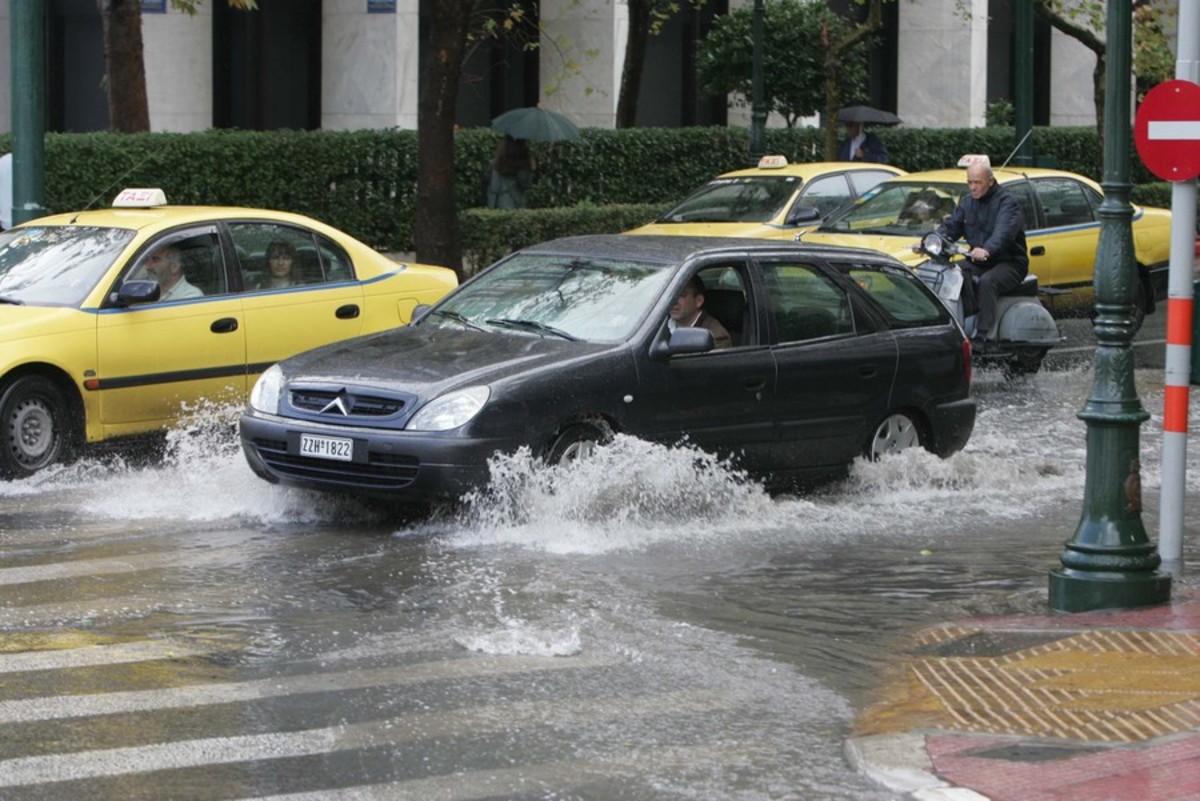 Καιρός: Από ζέστη πάλι μπόρες – Αναλυτική πρόγνωση