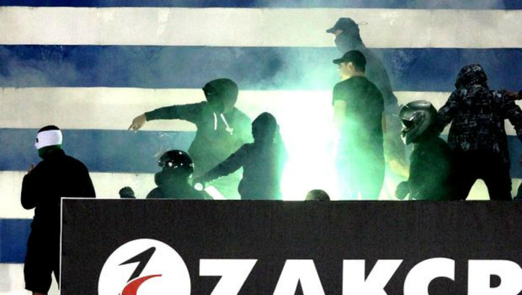 Ατρόμητος – Παναθηναϊκός: Επεισόδια στο φιλικό στο Περιστέρι! Ανταλλαγές φωτοβολίδων και ξύλο [pics]