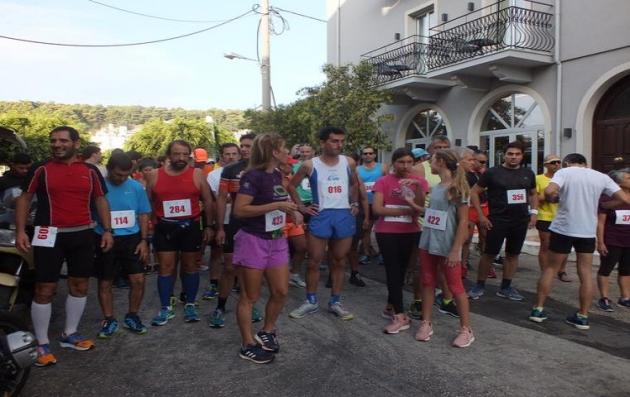 Ρίγη συγκίνησης στη Κεφαλλονιά για τον φόρο τιμής στους τρεις ήρωες της Κινάρου! [pics]