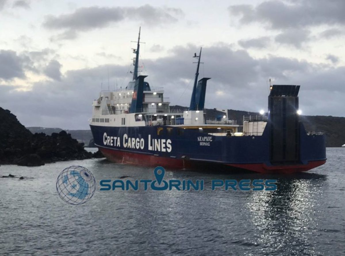 Σαντορίνη: Αυτοψία δύτη στη Νέα Καμένη για το πλοίο που προσάραξε – Οι εικόνες από το σημείο – video