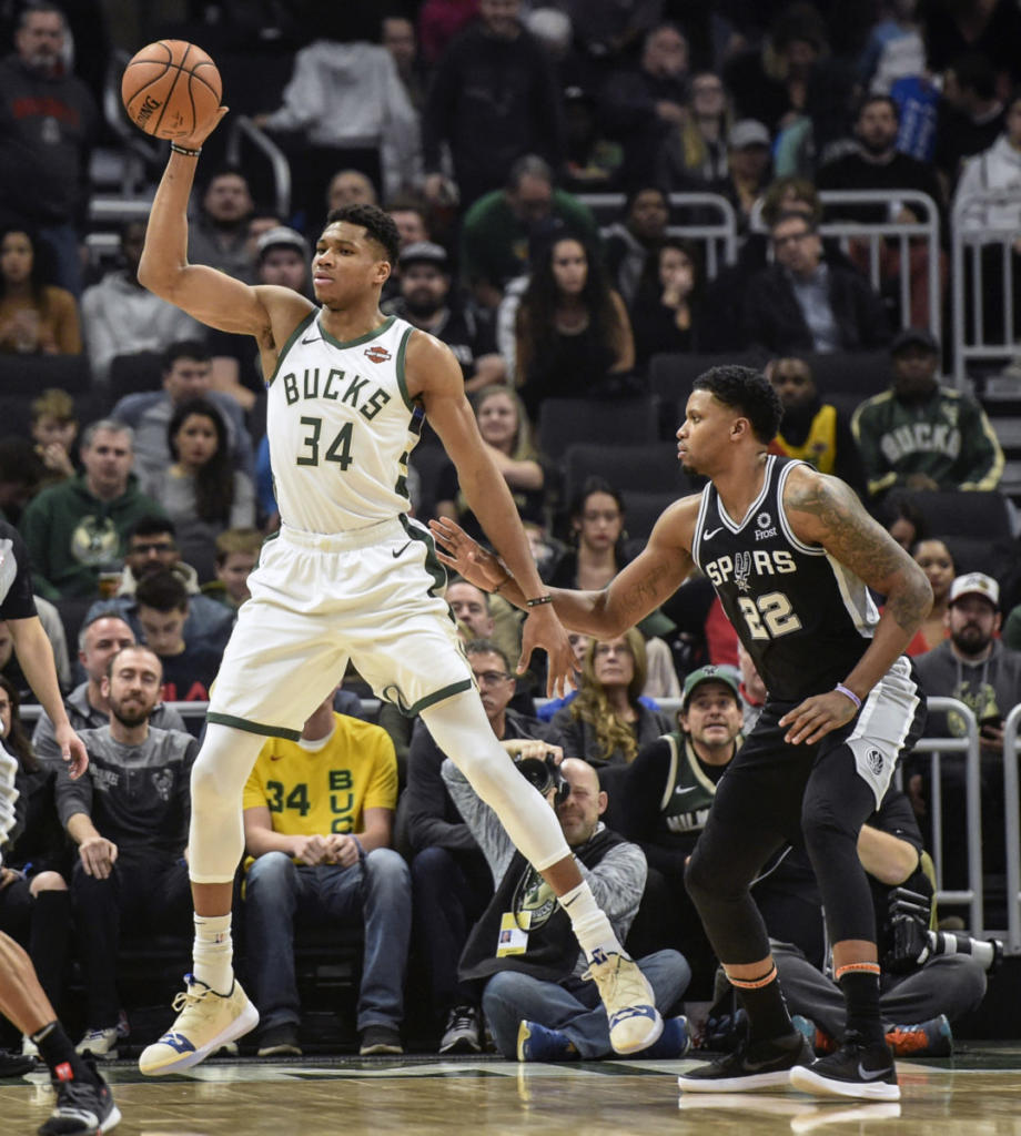 Φανταστικός Αντετοκούνμπο! Με φόρα MVP ο “Greek Freak” – video