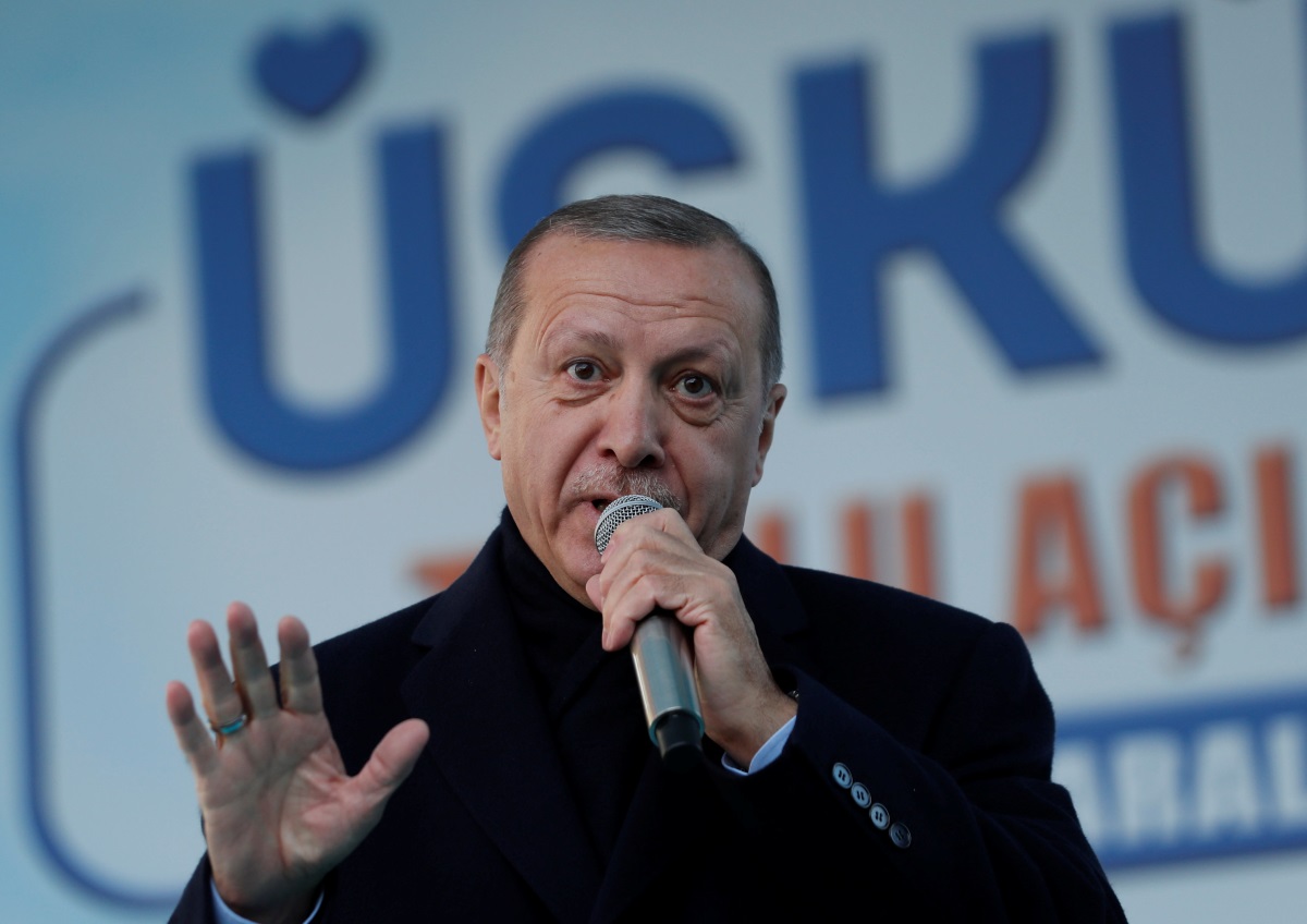 Ερντογάν: “Ψάχνουμε τους διεθνείς χορηγούς του δικτύου Γκιουλέν”