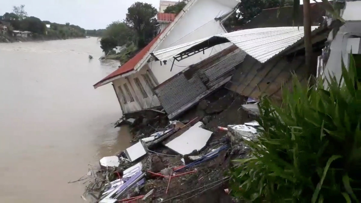 Τραγωδία στις Φιλιππίνες! Πάνω από 50 οι νεκροί από τις πλημμύρες